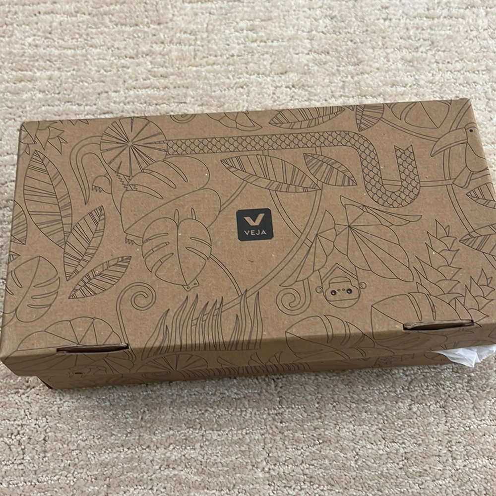 Girls Veja shoes